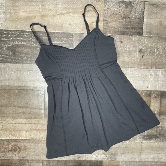Lululemon Fouetté Tank size 6 - Picture 14 of 14